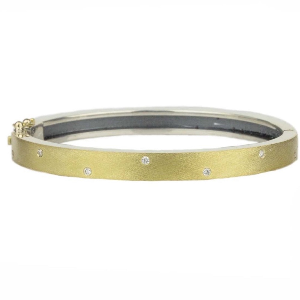 Rene Escobar. NWT. 6mm. ORLY.Mixed Metal Hinged Bracelet. 18K yellow gold fused.